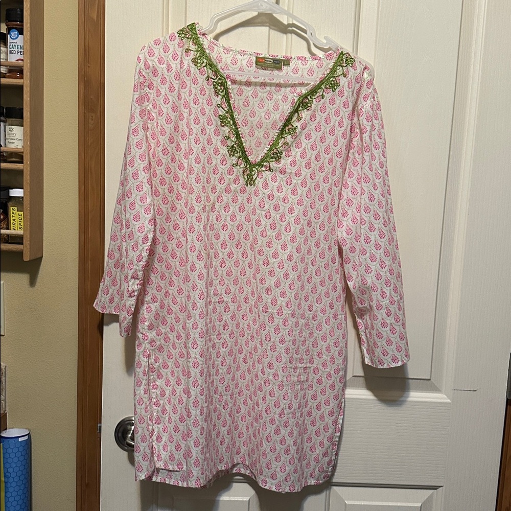 Rock,Paper,Flower lightweight, long tunic, white Lotus style
